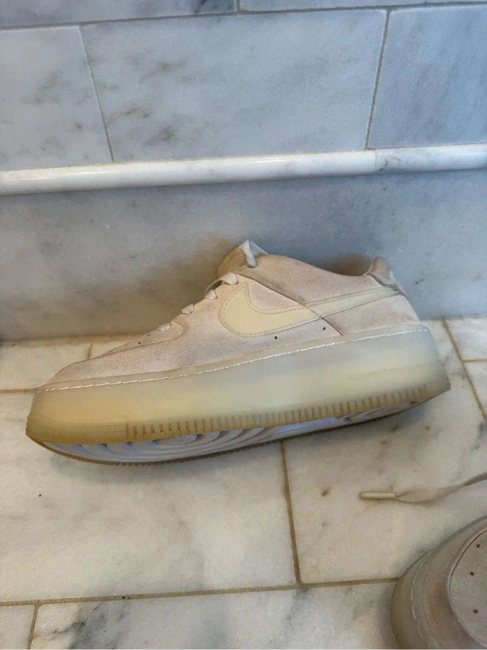 Suede Nike Air Force 1 Phantom sneakers in sage w/ translucent platform sole